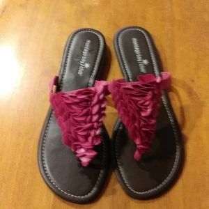 Montego bay club Sandals size 8.5